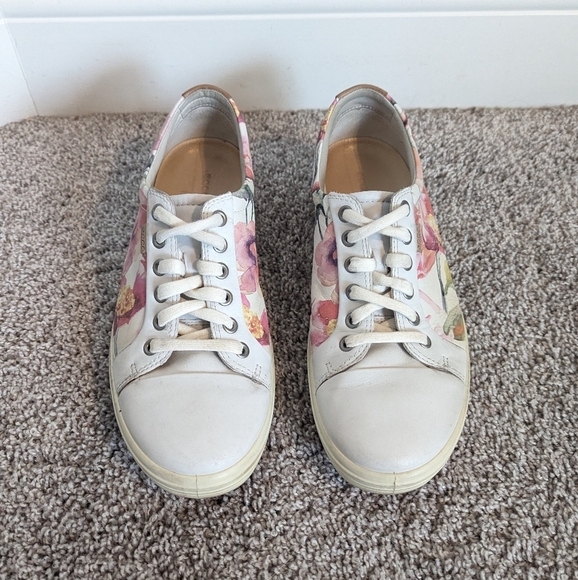 Ecco Soft 7 Leather Sneakers Floral sz 9.5 - Picture 2 of 7